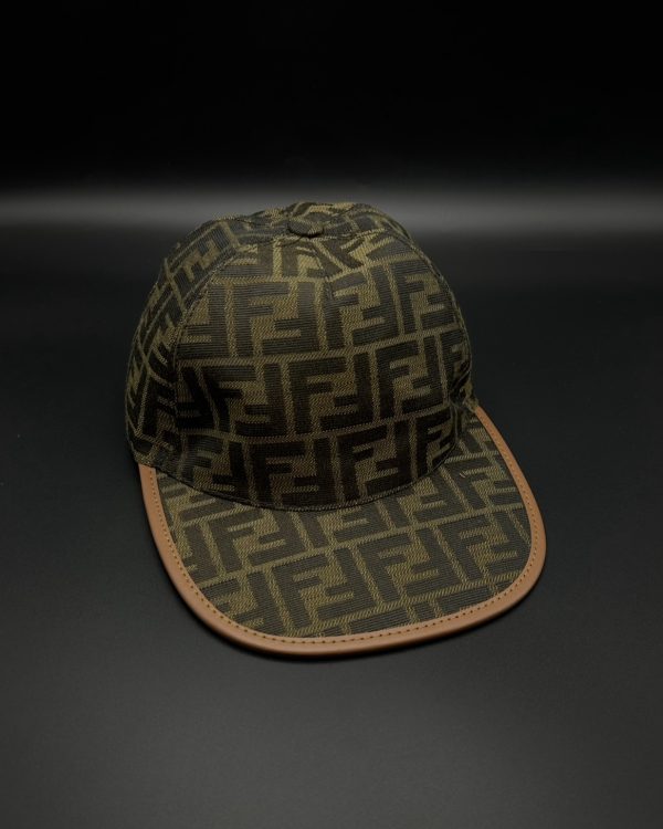 Fendi Plat maron