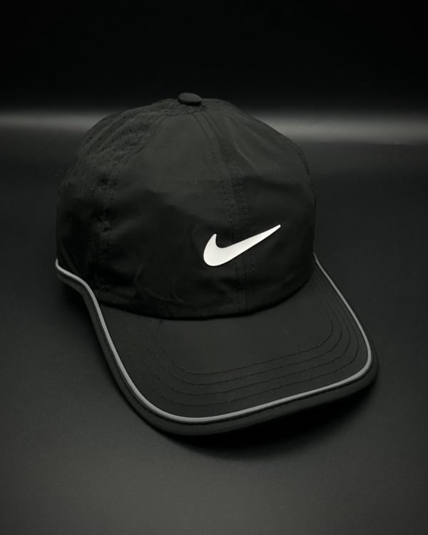 Nike noir♠️